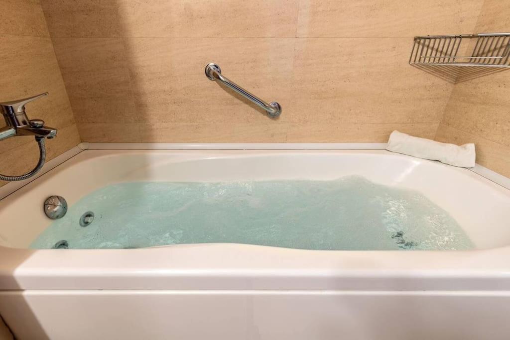 Jdcbl - Peaceful Wonderful Apartment In City Center Siviglia Esterno foto